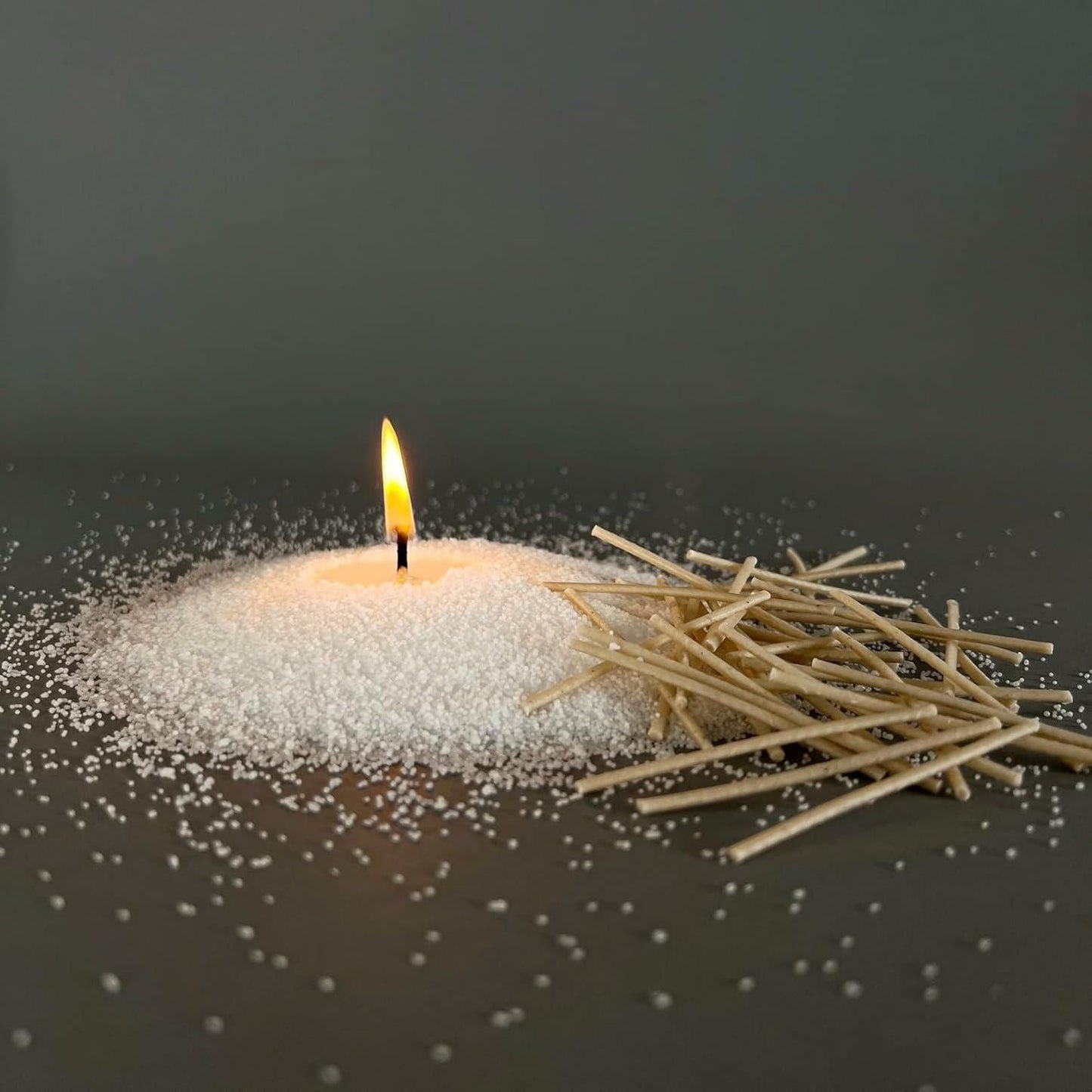 Pearl Soy Wax for Candle Making – 200g with 50 Wicks