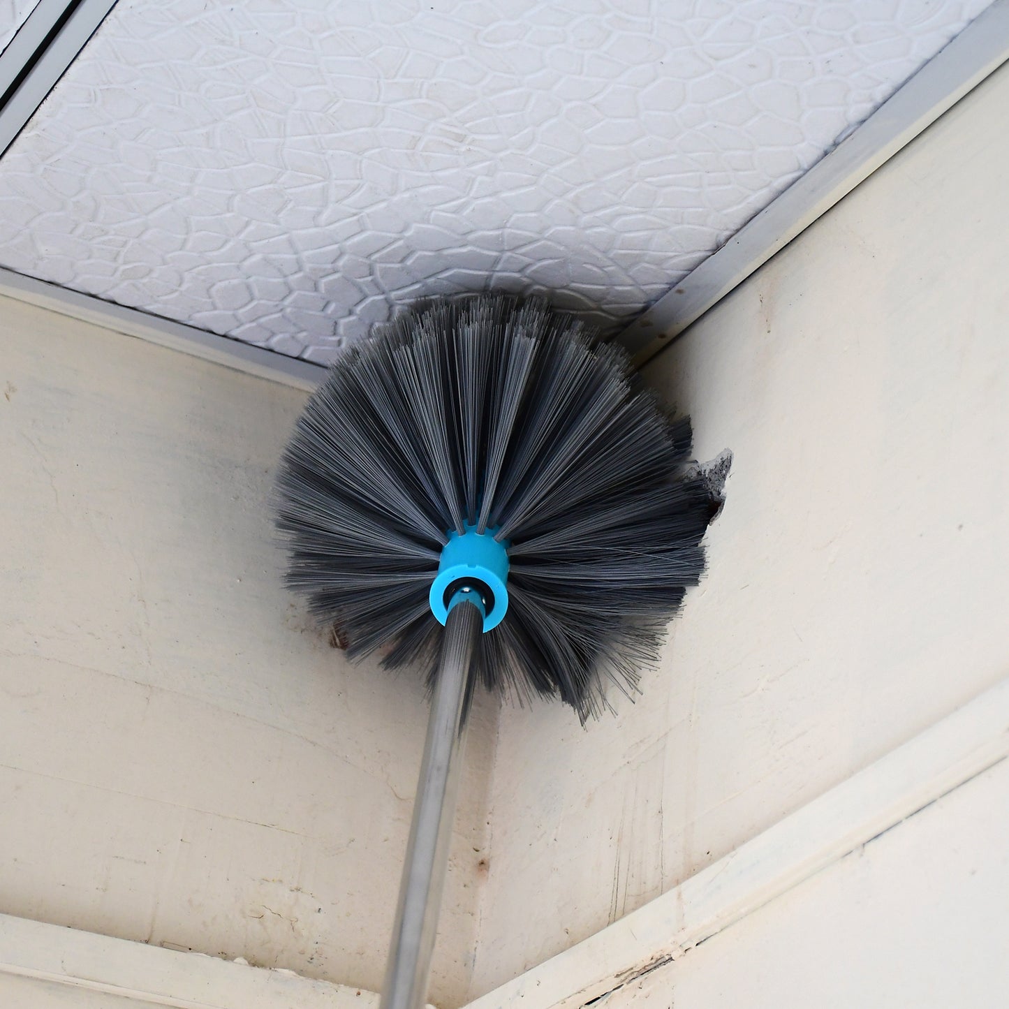 Cobweb Brush With Stainless Steel Strong Long Extendable Handle For Dusting Ceiling Cobweb Cleaning Brush For Lights Fans Webs Cleaning For Homekitchen